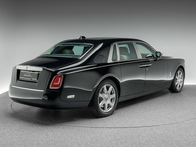 ROLLS ROYCE Phantom