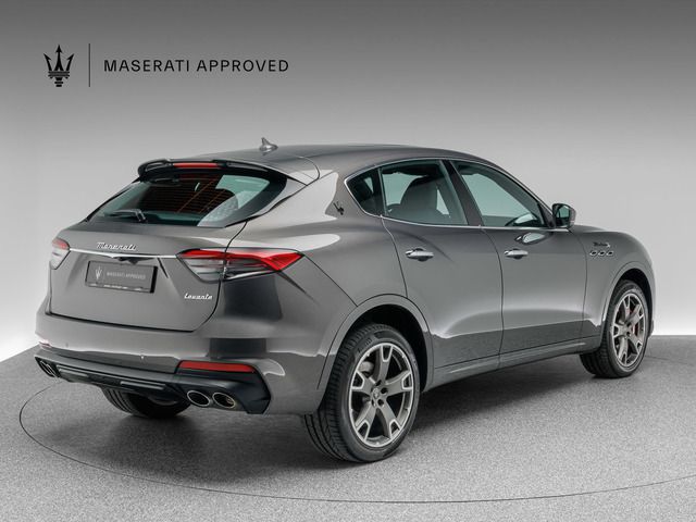 MASERATI Levante Modena S 1.HAND + PANO + MY23