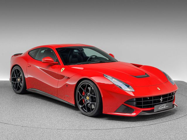 FERRARI F12 Berlinetta