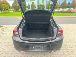 OPEL Insignia 2.0 D Elegance Aut. Navi+Led+Kamera