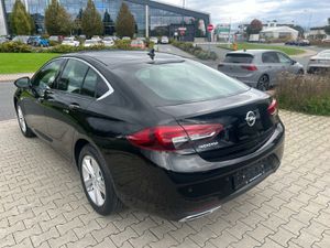 OPEL Insignia 2.0 D Elegance Aut. Navi+Led+Kamera