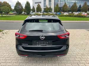 OPEL Insignia 2.0 D Business Aut. Navi+Led+Ahk+Shz