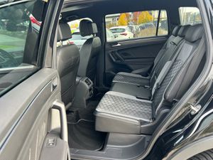 VW Tiguan Allspace 2.0 TSI R-Line 4Motion Aut. Navi