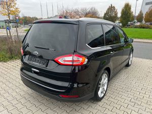 FORD Galaxy 2.0 EcoBlue BiTurbo Titanium Aut. Navi