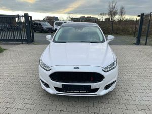 FORD Mondeo 2.0 EcoBoost Titanium Aut. Navi+Led+Leder