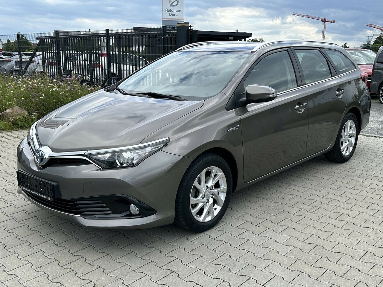 TOYOTA Auris Touring Sports