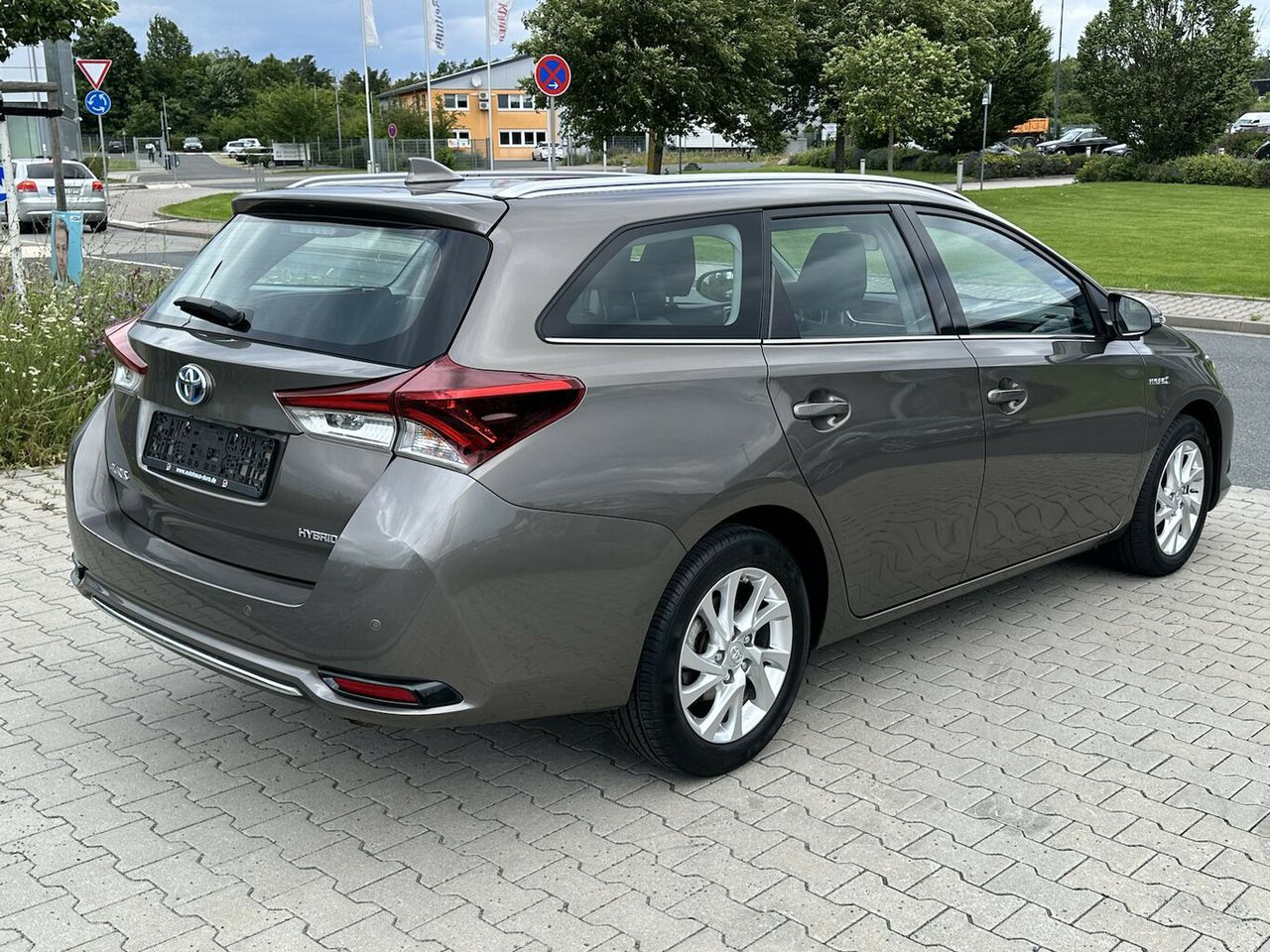 TOYOTA Auris Touring Sports