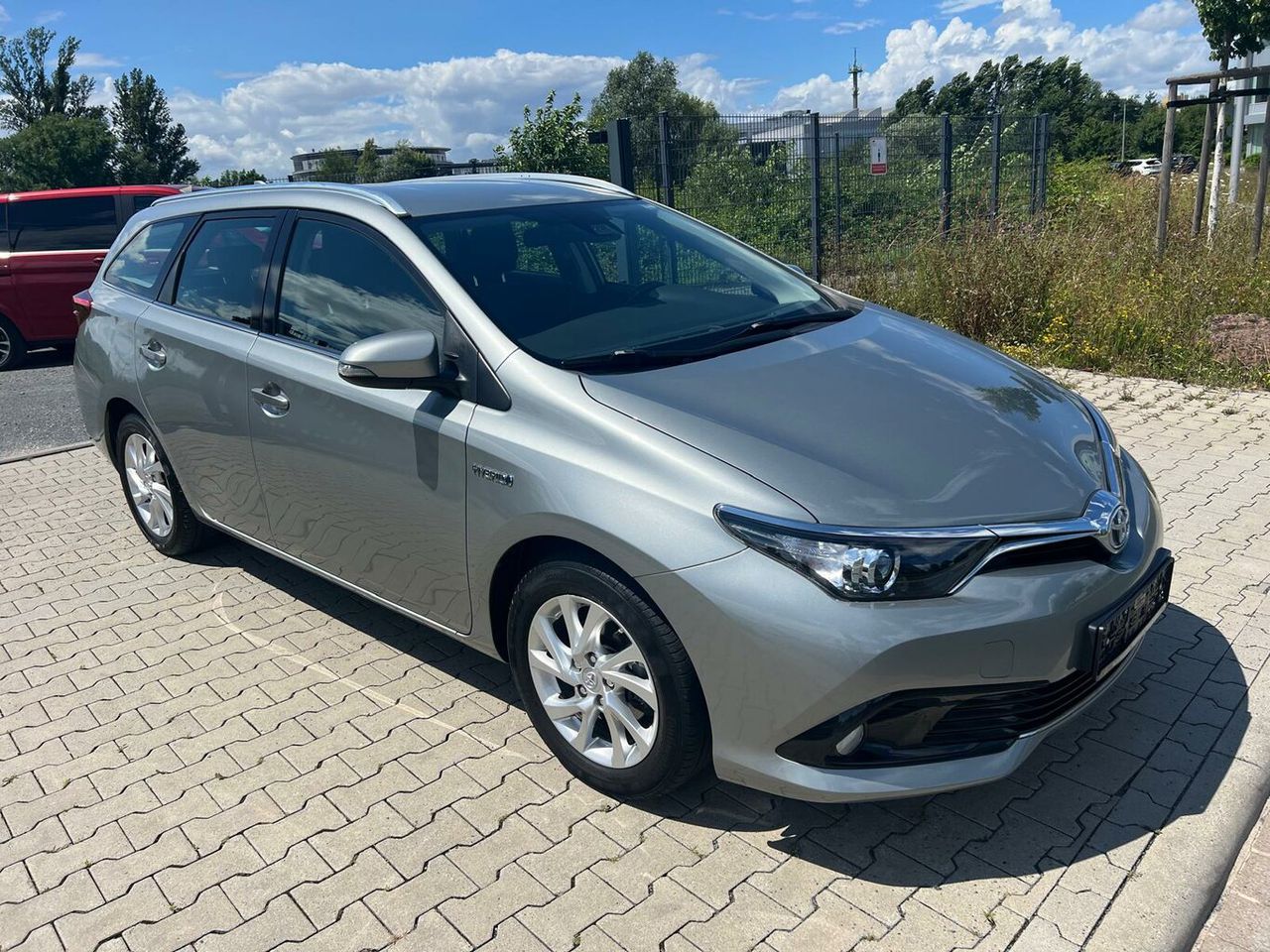 TOYOTA Auris Touring Sports