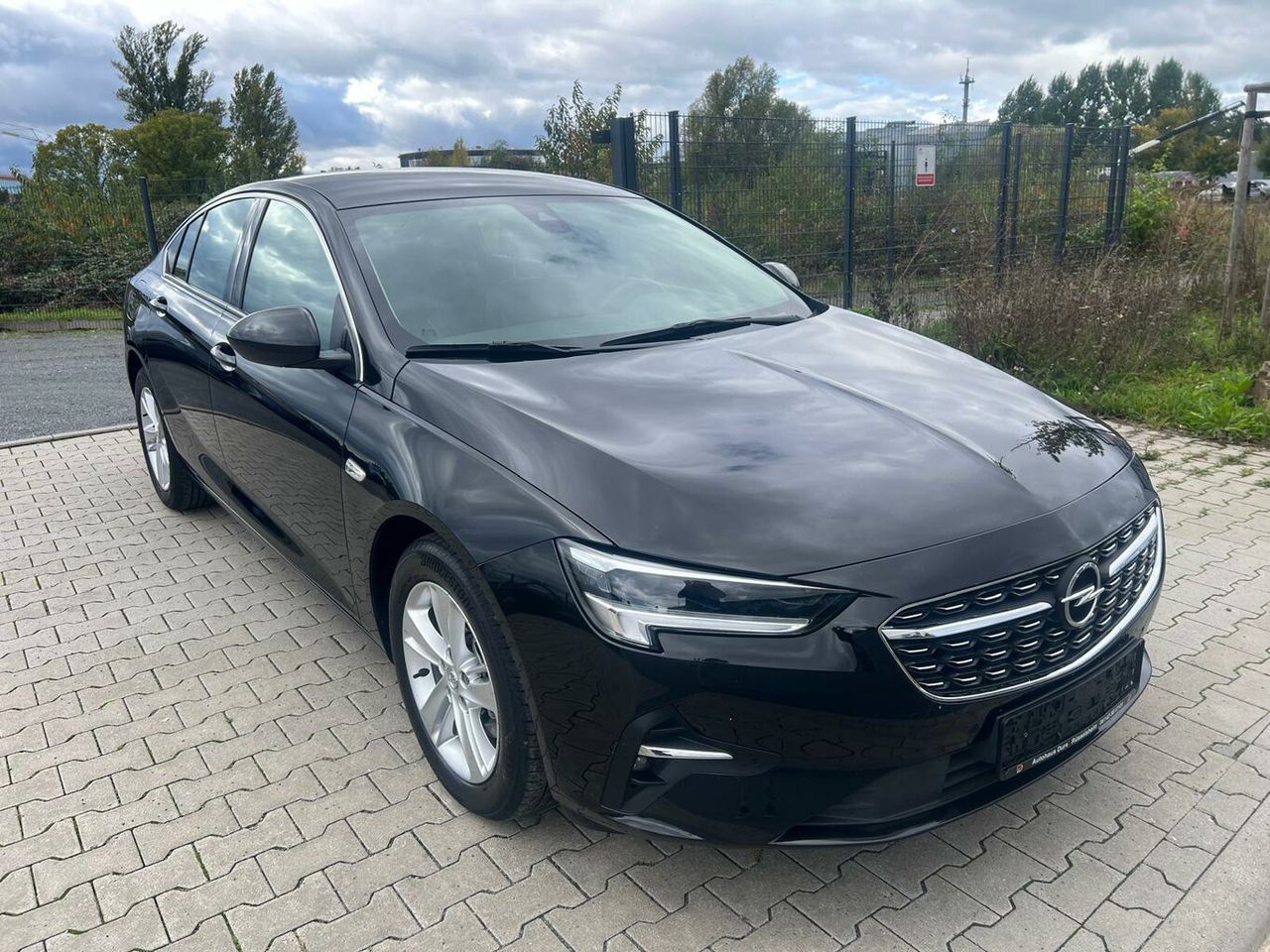 OPEL Insignia 2.0 D Elegance Aut. Navi+Led+Kamera