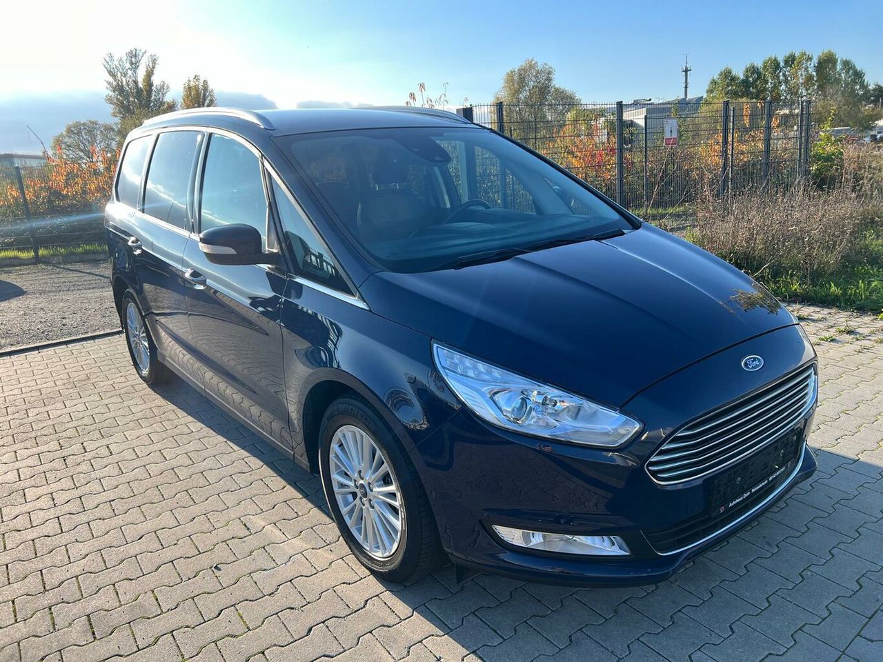 FORD Galaxy 2.0 EcoBlue Titanium Aut. Navi+Kamera+Shz