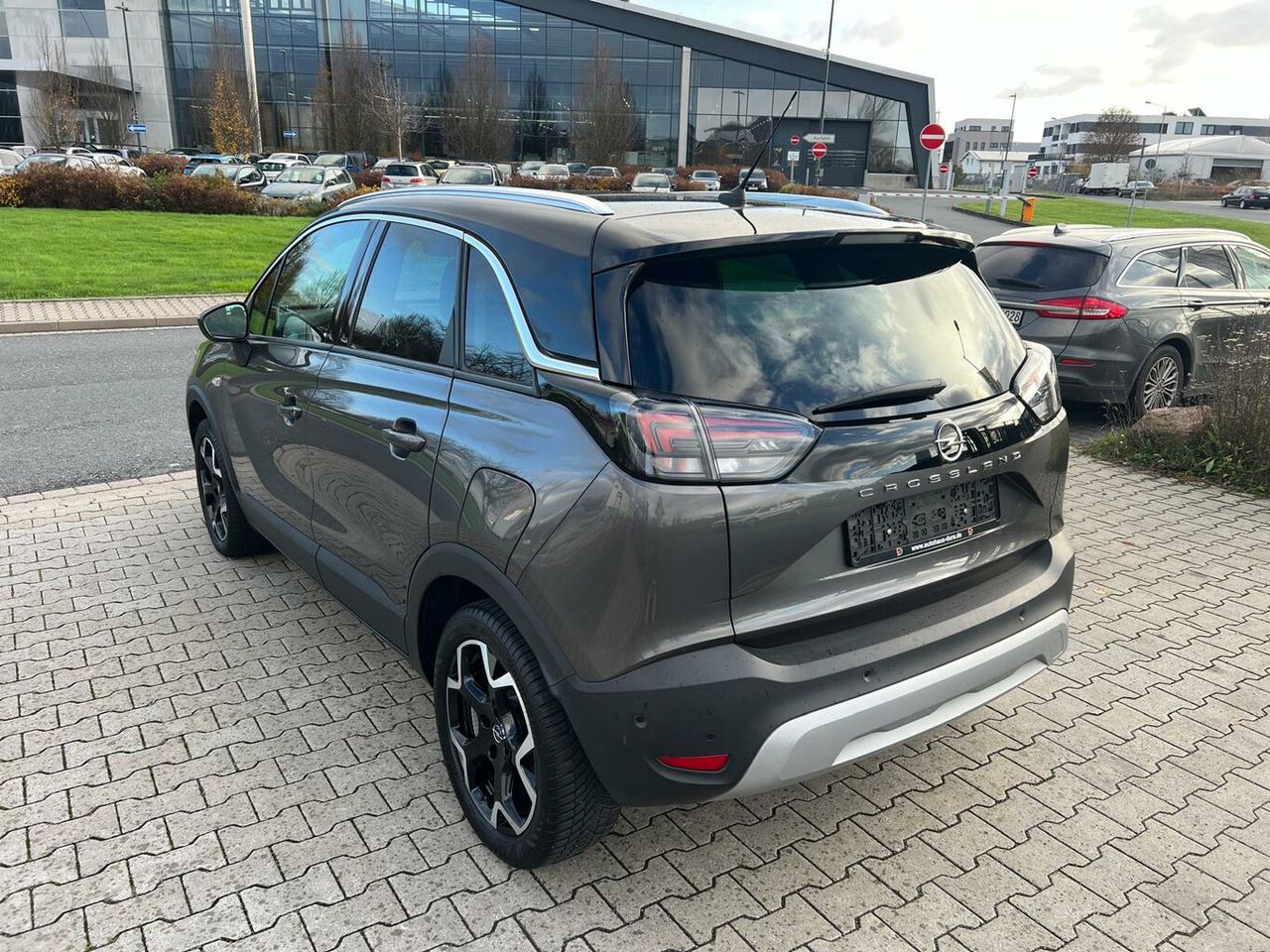 OPEL Crossland X 1.2 T Ultimate Aut. Navi+Led+Pano