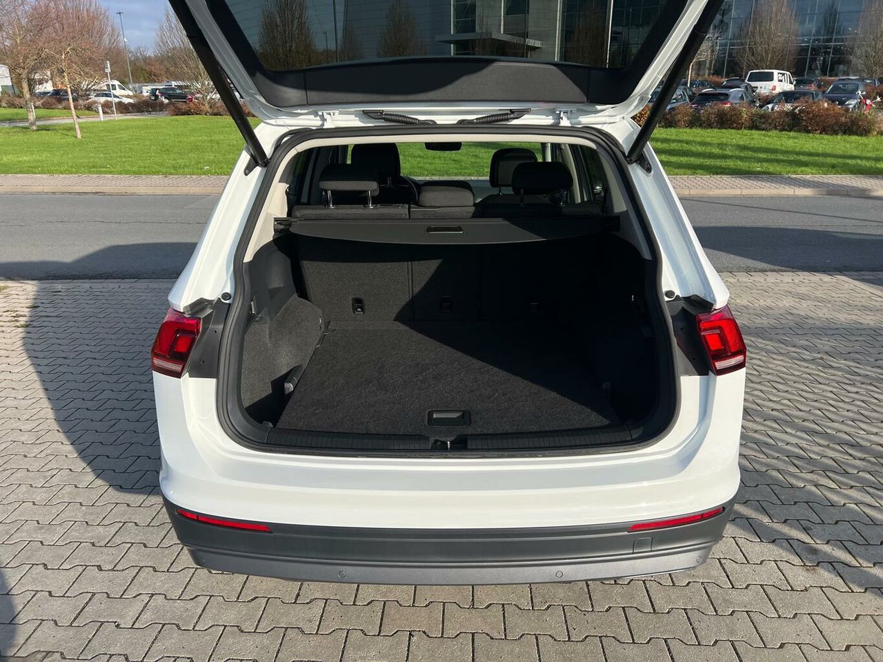 VW Tiguan Allspace 2.0 TDI Comfortline Aut. Navi