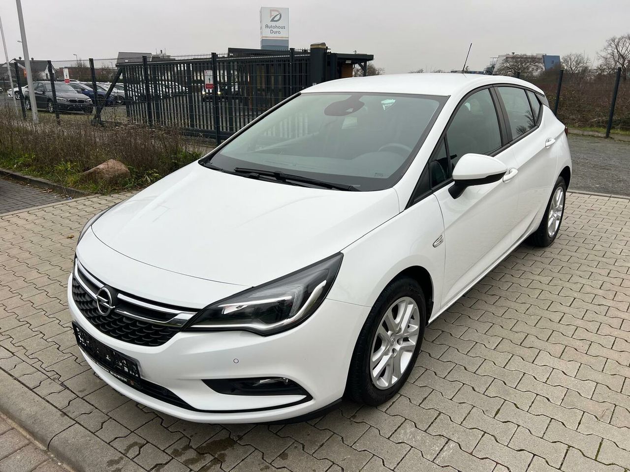 OPEL Astra 1.6 D Business StartStop Navi+Shz+Pdc