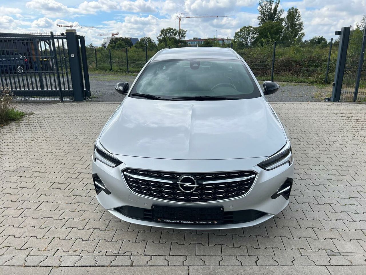 OPEL Insignia 2.0 D Elegance Aut. Navi+Led+Shz+Pdc