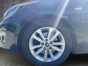 KIA CEED 1.4 EDITION7 EMOTION Klima Fenster el.