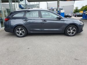 HYUNDAI i30 Kombi 1.6 CRDI 48V-Hybrid DCT Trend