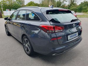 HYUNDAI i30 Kombi 1.6 CRDI 48V-Hybrid DCT Trend