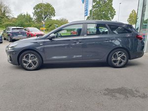 HYUNDAI i30 Kombi 1.6 CRDI 48V-Hybrid DCT Trend