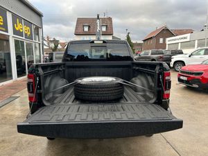 DODGE RAM 1500 Limited Night 5.7l V8