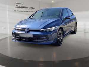 VW Golf VIII 1.5 eTSI DSG ACC LED Navi Pano Kamera