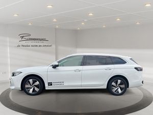 VW Passat Variant 2.0 TDI DSG Elegance AHK Pano Standh.