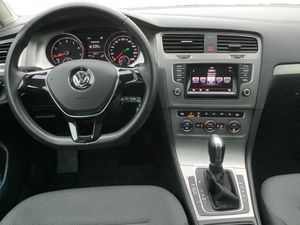 VW Golf VII 1.4 TSI DSG Comfortline GRA Pano SHZ PDC