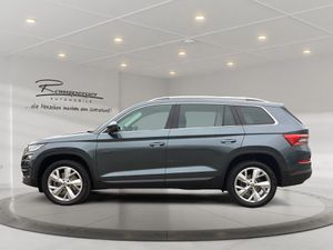 SKODA Kodiaq 2.0 TDI DSG Style 4x4 AHK ACC LED Navi Kamera