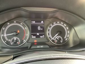 SKODA Kamiq 1.0 TSI Clever ACC LED APP SHZ PDC