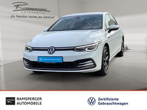 VW Golf VIII 1.5 TSI DSG Style AHK ACC 18 Zoll Kamera