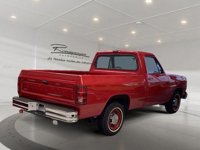 DODGE RAM D150 318 5.2 l V8 Single Cab