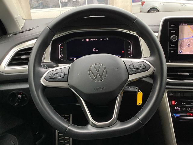 VW T-Roc 1.5 TSI DSG Move AHK LED Navi SHZ Kamera PDC