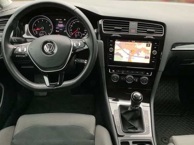 VW Golf VII 1.4 TSI Highline ACC LED Navi SHZ PDC