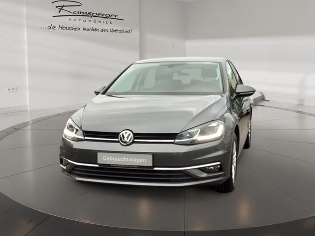 VW Golf VII 1.4 TSI Highline ACC LED Navi SHZ PDC