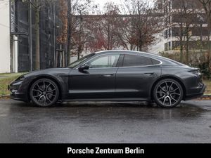 PORSCHE Taycan BOSE Luftfederung Panoramadach LED-Matrix