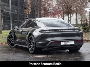 PORSCHE Taycan BOSE Luftfederung Panoramadach LED-Matrix