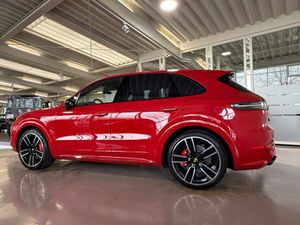 PORSCHE Cayenne GTS PDCC Standh. AHK Massage Pano 2 J.-G