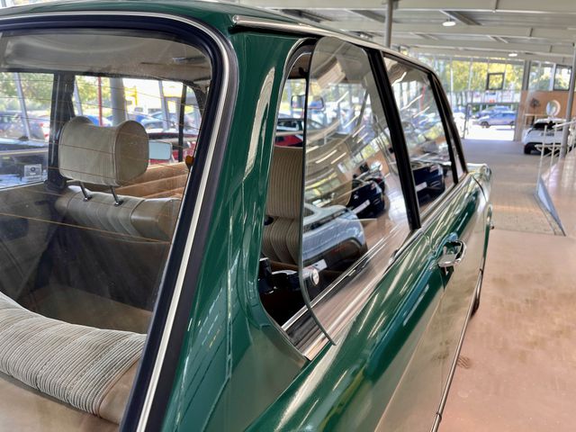 BMW 1502 3.Hand Schiebedach H-Zulassung