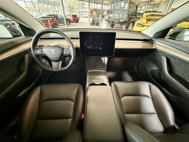 TESLA Model 3 Long Range AWD Autopilot Pano MwSt.