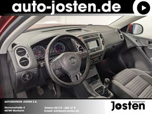 VW Tiguan Cup 1,4 TSI Pano AHK NAVI Parklenkassist