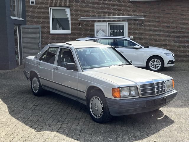 MERCEDES-BENZ 190 E 2,6 Automatik * ESSD