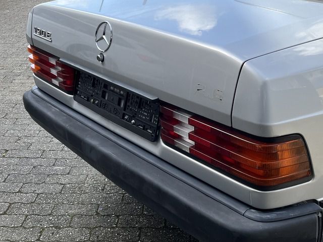 MERCEDES-BENZ 190 E 2,6 Automatik * ESSD