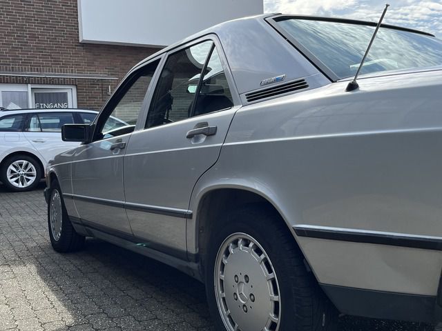 MERCEDES-BENZ 190 E 2,6 Automatik * ESSD