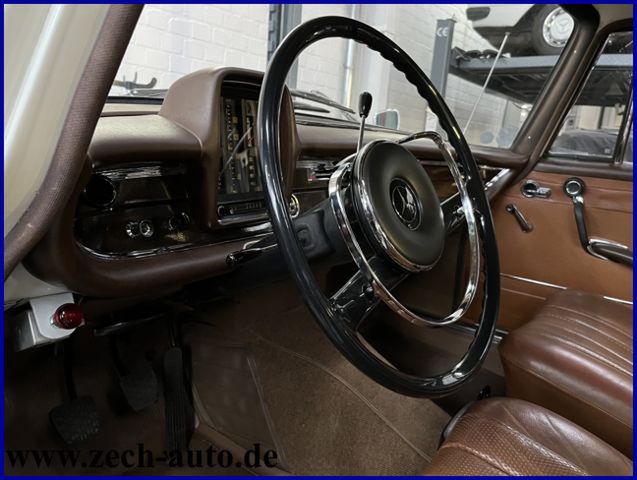 MERCEDES-BENZ 230 S W111 * Bildschön * Geringe Laufleistung