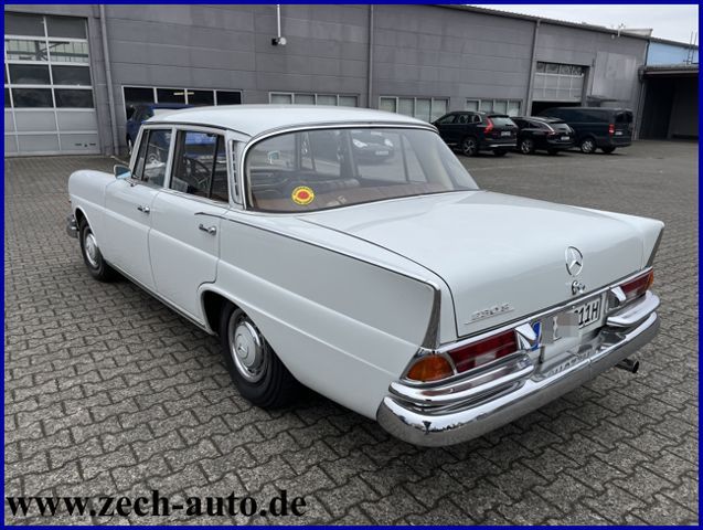 MERCEDES-BENZ 230 S W111 * Bildschön * Geringe Laufleistung