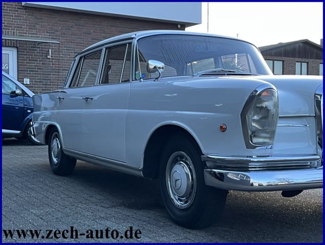 MERCEDES-BENZ 230 S W111 * Bildschön * Geringe Laufleistung