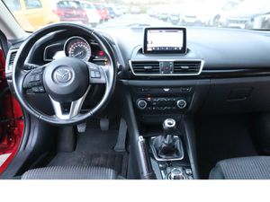 MAZDA 3 Center-Line