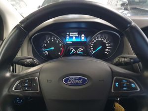 FORD Focus Turnier 1.0 EcoBoost Start-Stopp-System Trend