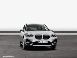 BMW X1 sDrive18d Sport Line LED Navi Tempomat Shz