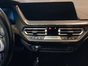 BMW M135i xDrive Hatch Head-Up HK HiFi DAB LED WLAN M135i xDrive