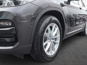 BMW X3 xDrive30e Advantage HiFi LED Parkassistent X3 xDrive30e